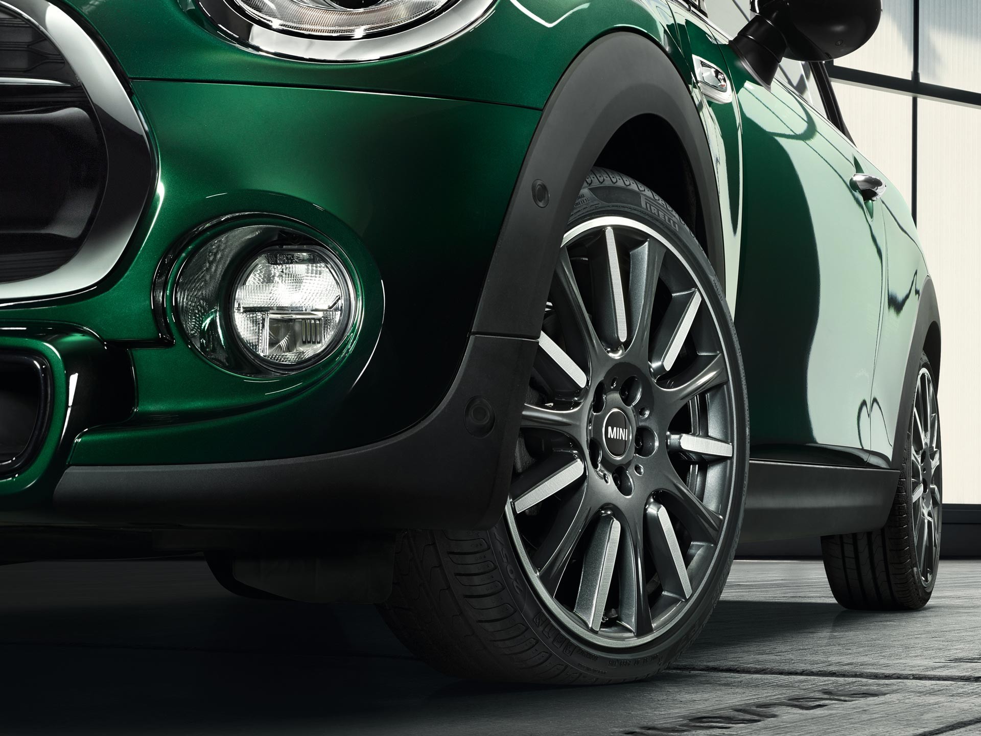 MINI 3 porte – verde – cerchi e pneumatici
